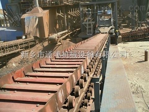 铸造厂用链板输送机-通鸣机械